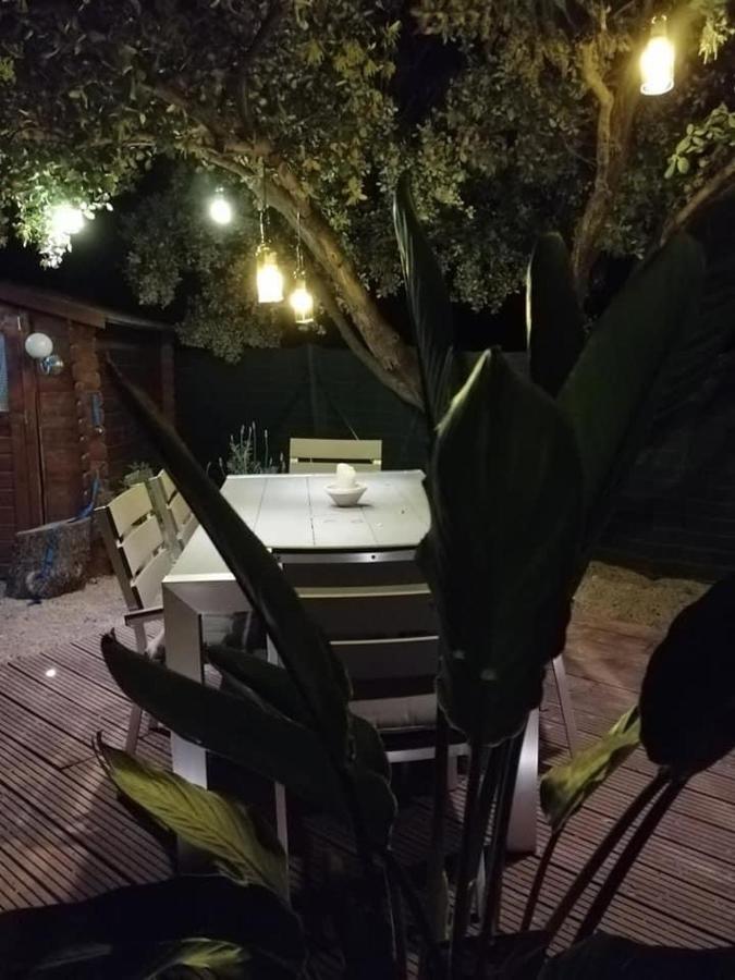 Casa Jetizo Bed & Breakfast ออนตินเยนต์ ภายนอก รูปภาพ